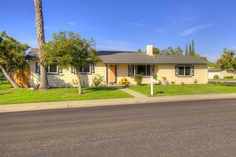 2101 Lunar Dr, Ceres, CA 95307 photo 1