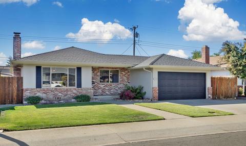 2114 W Pine St, Lodi, CA 95242 photo 4