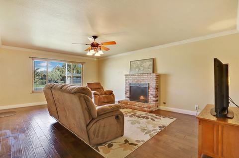 2114 W Pine St, Lodi, CA 95242 photo 11