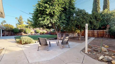 406 Leveland Ln, Modesto, CA 95350 photo 3