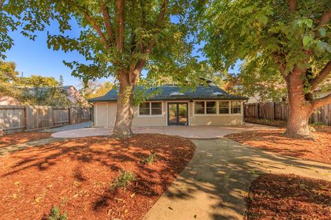 901 Eureka Ave, Davis, CA 95616 photo 1