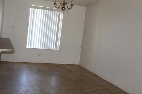 1517 Placer Ave, Modesto, CA 95358 photo 3