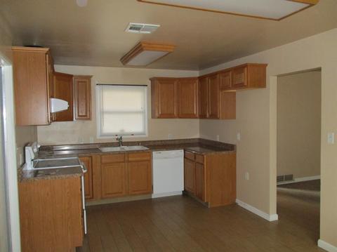 1402 Joni Ave, Modesto, CA 95350 photo 3