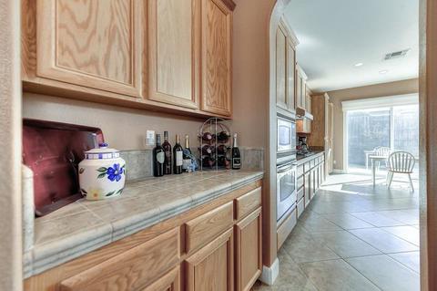 1087 Limestone Dr, Folsom, CA 95630 photo 18