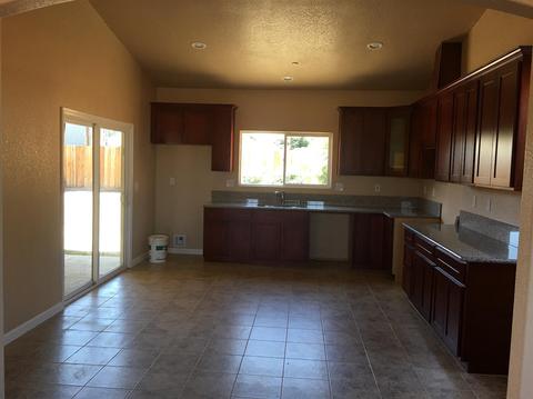 1225 Main St, Modesto, CA 95351 photo 3