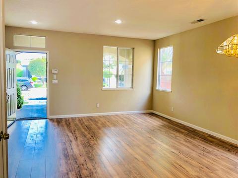 1883 Rochester St, Tracy, CA 95377 photo 9