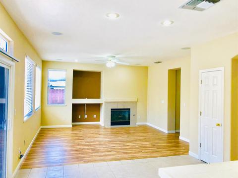 1883 Rochester St, Tracy, CA 95377 photo 5