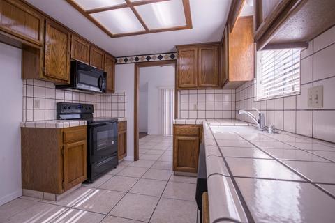 3848 Cougar Pl, Modesto, CA 95356 photo 9