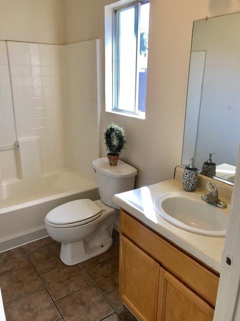 355 Amy, Merced, CA 95341 photo 16