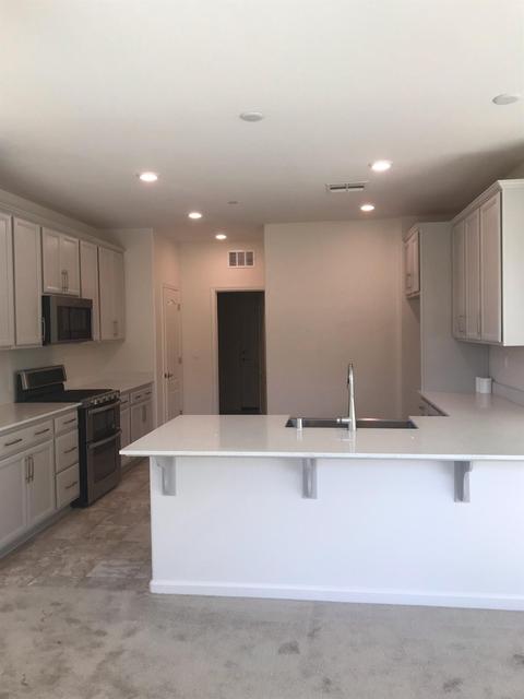 816 Starke Dr, Ceres, CA 95307 photo 3