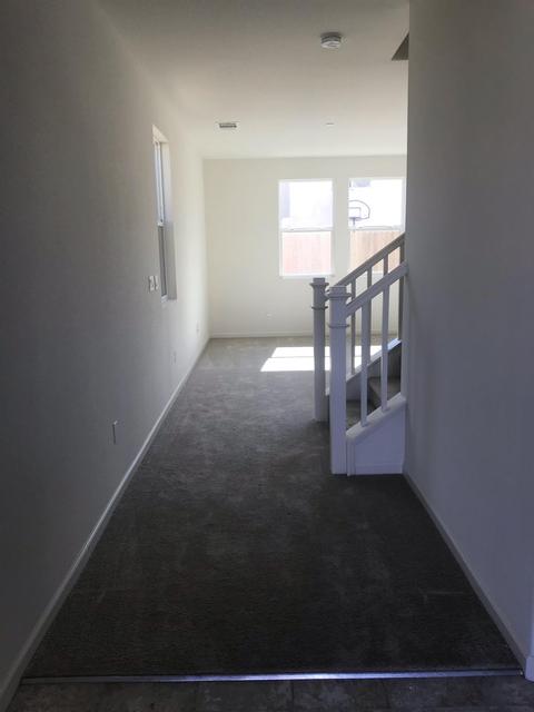816 Starke Dr, Ceres, CA 95307 photo 2