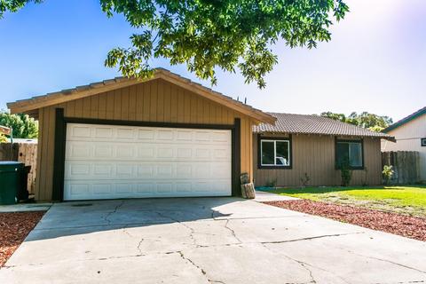 2978 Tahoe Dr, Merced, CA 95340 photo 2