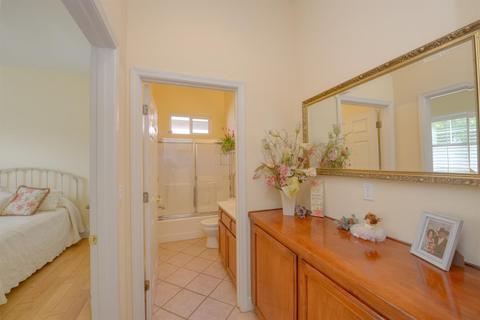 242 Spring Ave, Patterson, CA 95363 photo 5
