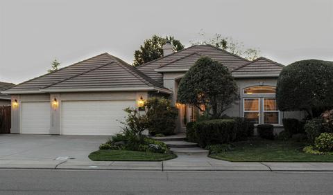 1117 Bridgetowne Dr, Lodi, CA 95242 photo 1