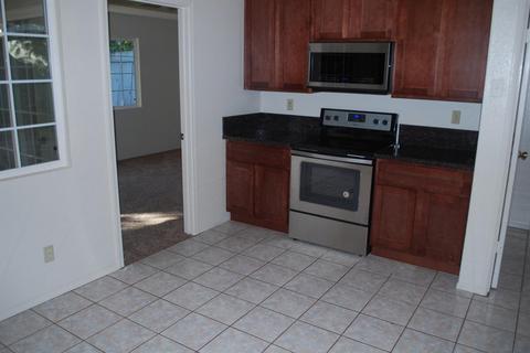 2012 Marlow, Modesto, CA 95351 photo 8