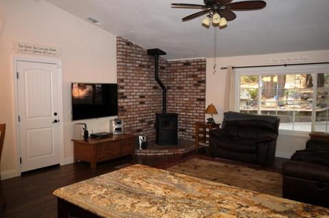 6464 Ridgeway Dr, Pollock Pines, CA 95726 photo 3