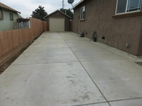330 Wallis Ave, Gustine, CA 95322 photo 3