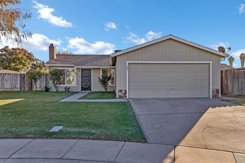 746 Clemens Ct, Ripon, CA 95366 photo 2