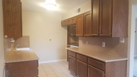 6032 Comfort Ct, Carmichael, CA 95608 photo 2