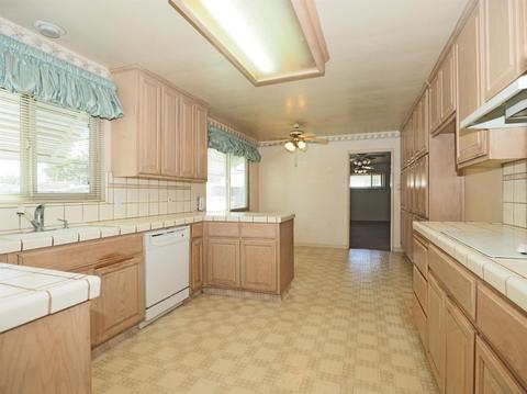 175 Marie Ave, Manteca, CA 95336 photo 5