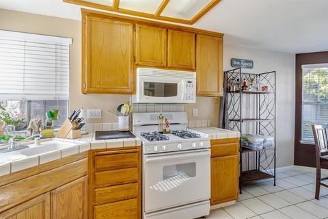210 Cedar Mountain Dr, Tracy, CA 95376 photo 9