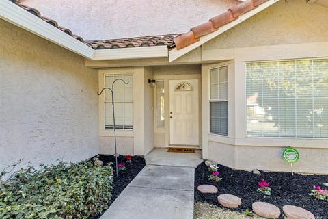 210 Cedar Mountain Dr, Tracy, CA 95376 photo 2