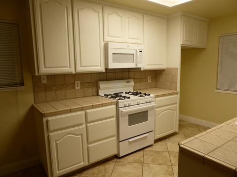 2704 Albion Way, Modesto, CA 95358 photo 3