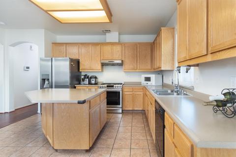 1396 Gianna Ln, Manteca, CA 95336 photo 8