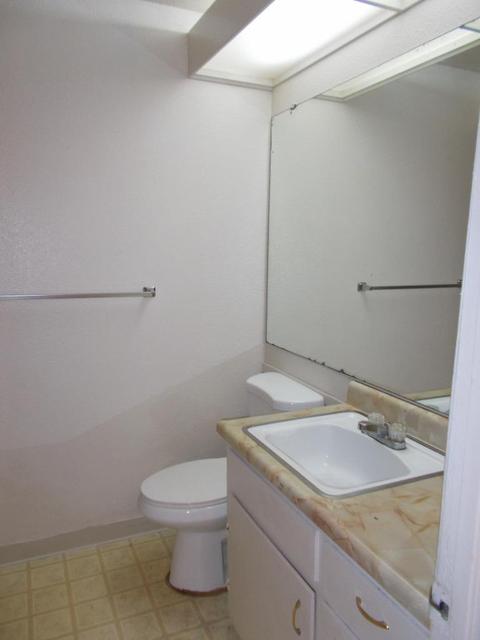 917 Crippen Ave, Modesto, CA 95351 photo 18