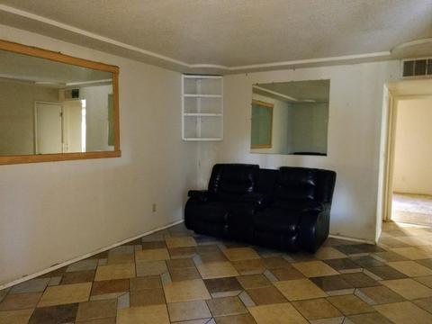 804 Pine Tree Ln, Modesto, CA 95351 photo 3