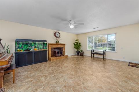 8445 Ancho Way, Elverta, CA 95626 photo 4