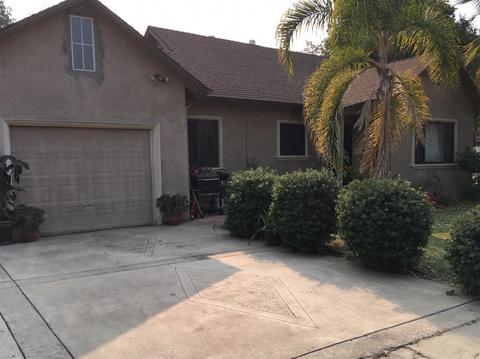 110 E St, Galt, CA 95632 photo 1