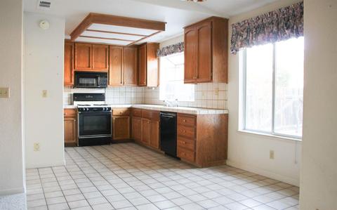 1639 Phil Way, Modesto, CA 95351 photo 10