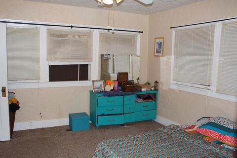 217 S Laurel St, Turlock, CA 95380 photo 23