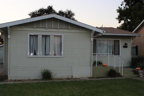 217 S Laurel St, Turlock, CA 95380 photo 2