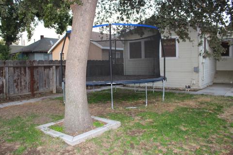 217 S Laurel St, Turlock, CA 95380 photo 7