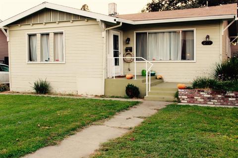 217 S Laurel St, Turlock, CA 95380 photo 1