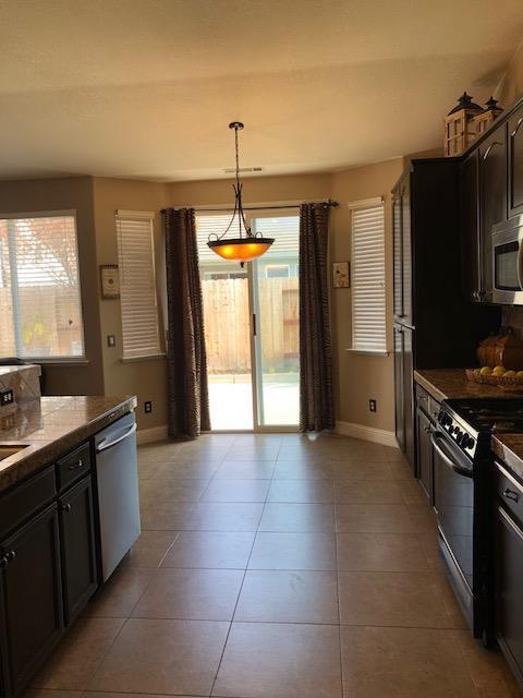 86 Hawthorne Ln, Lodi, CA 95242 photo 7
