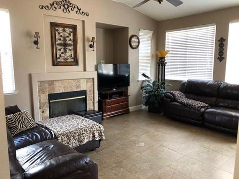 86 Hawthorne Ln, Lodi, CA 95242 photo 4
