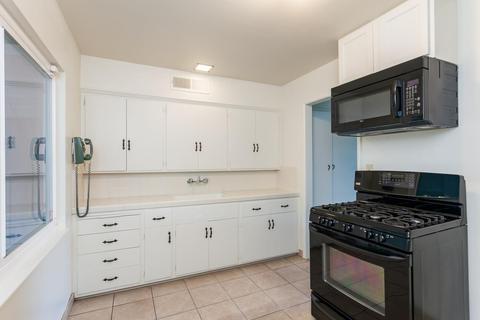 36 E Ingram St, Stockton, CA 95204 photo 3