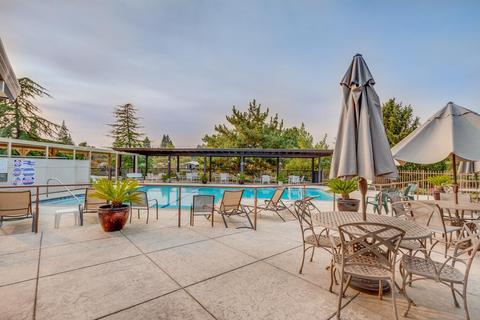 345 Overbrook Dr, Folsom, CA 95630 photo 27