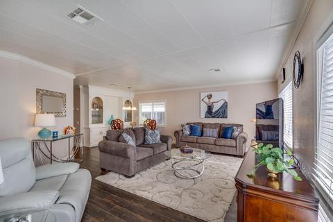 345 Overbrook Dr, Folsom, CA 95630 photo 2