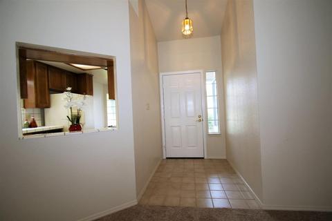 2220 Grouse Xing, Modesto, CA 95355 photo 2