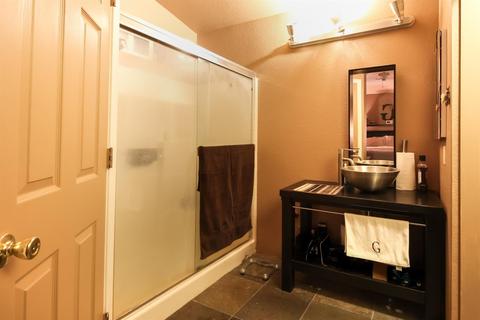 3920 Wilkesboro Ave, Modesto, CA 95357 photo 11