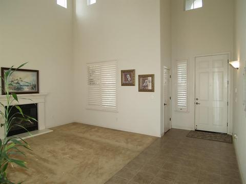 16592 Pilgrim Ct, Lathrop, CA 95330 photo 5