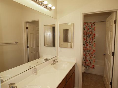 16592 Pilgrim Ct, Lathrop, CA 95330 photo 27