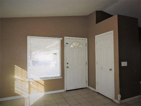 624 Anthony Ave, Modesto, CA 95351 photo 2