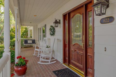622 Elmwood Dr, Davis, CA 95616 photo 2