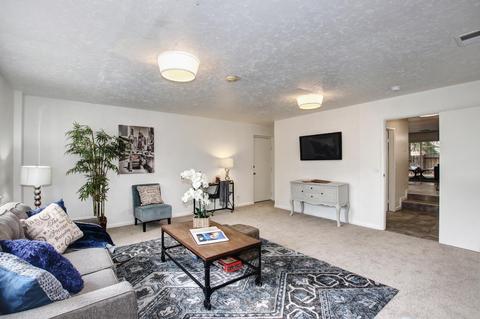 2409 Whittier Dr, Davis, CA 95618 photo 8