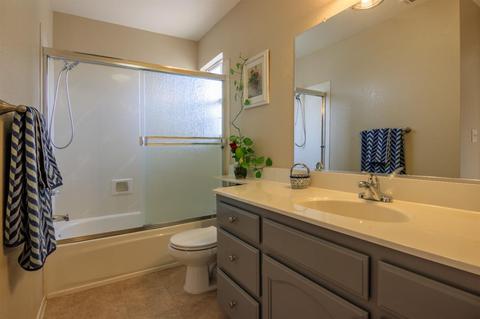 890 Willow Ave, Manteca, CA 95337 photo 5